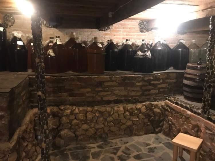 Хостел Saba Кутаиси Экстерьер фото
